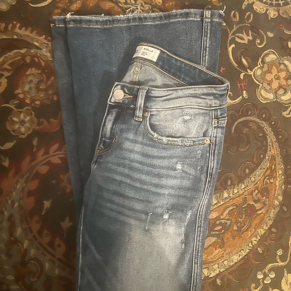 BKE Stella low rise flare slim fit jeans